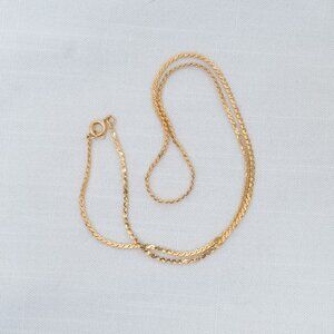 Classic Bright Gold-tone Serpentine Chain, 18" Total Length